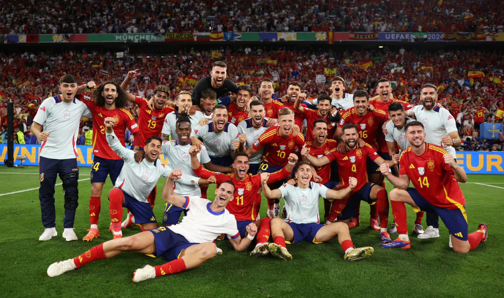 爱游戏-欧洲足球盛宴继续，豪门对决引人瞩目的简单介绍